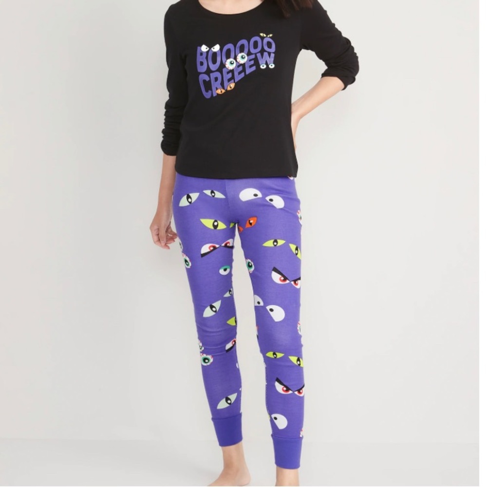 LMT: Old Navy Halloween Matching Graphic Pajama Set - Picture 9 of 12